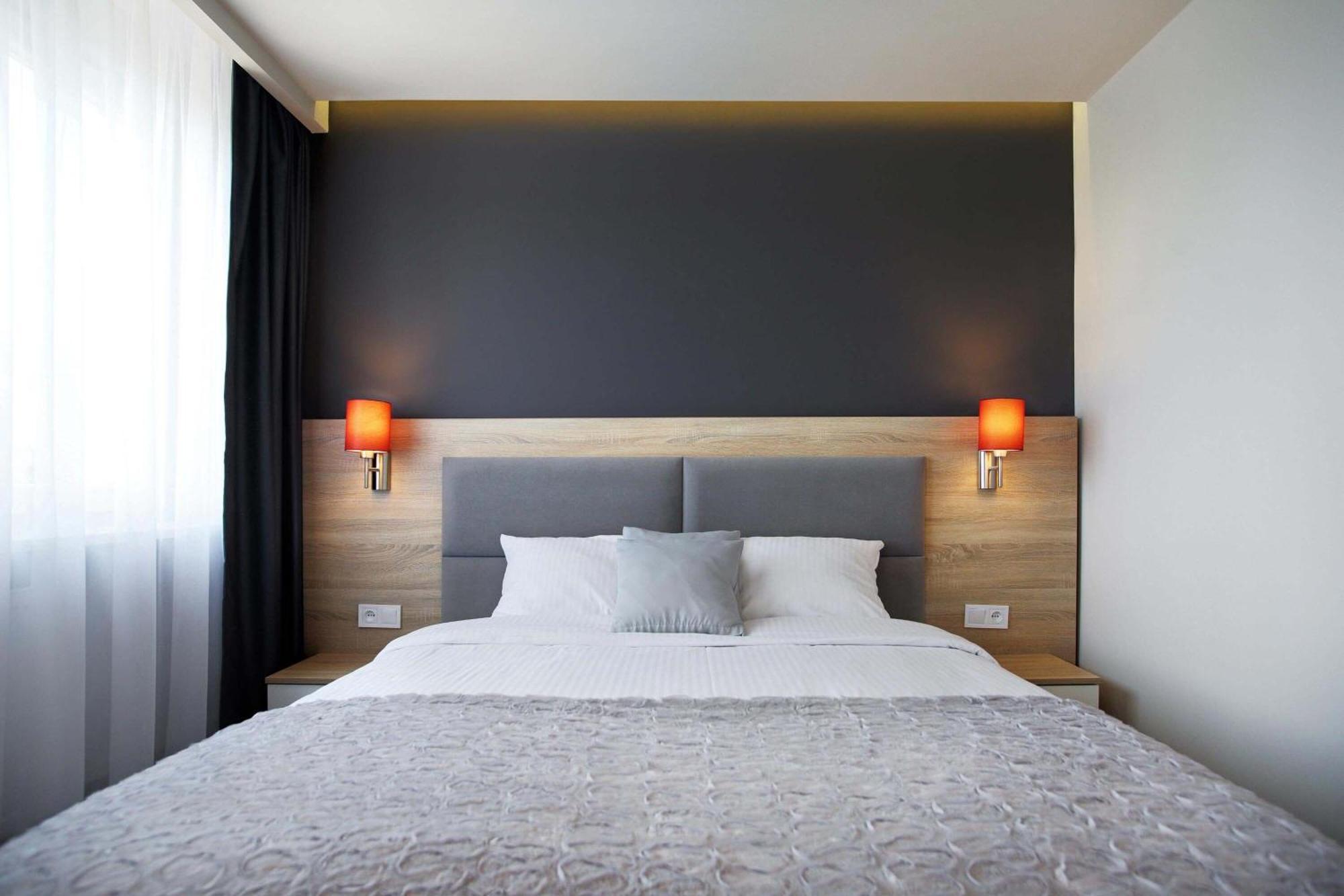 Elba Hotel Ostroleka  Eksteriør billede